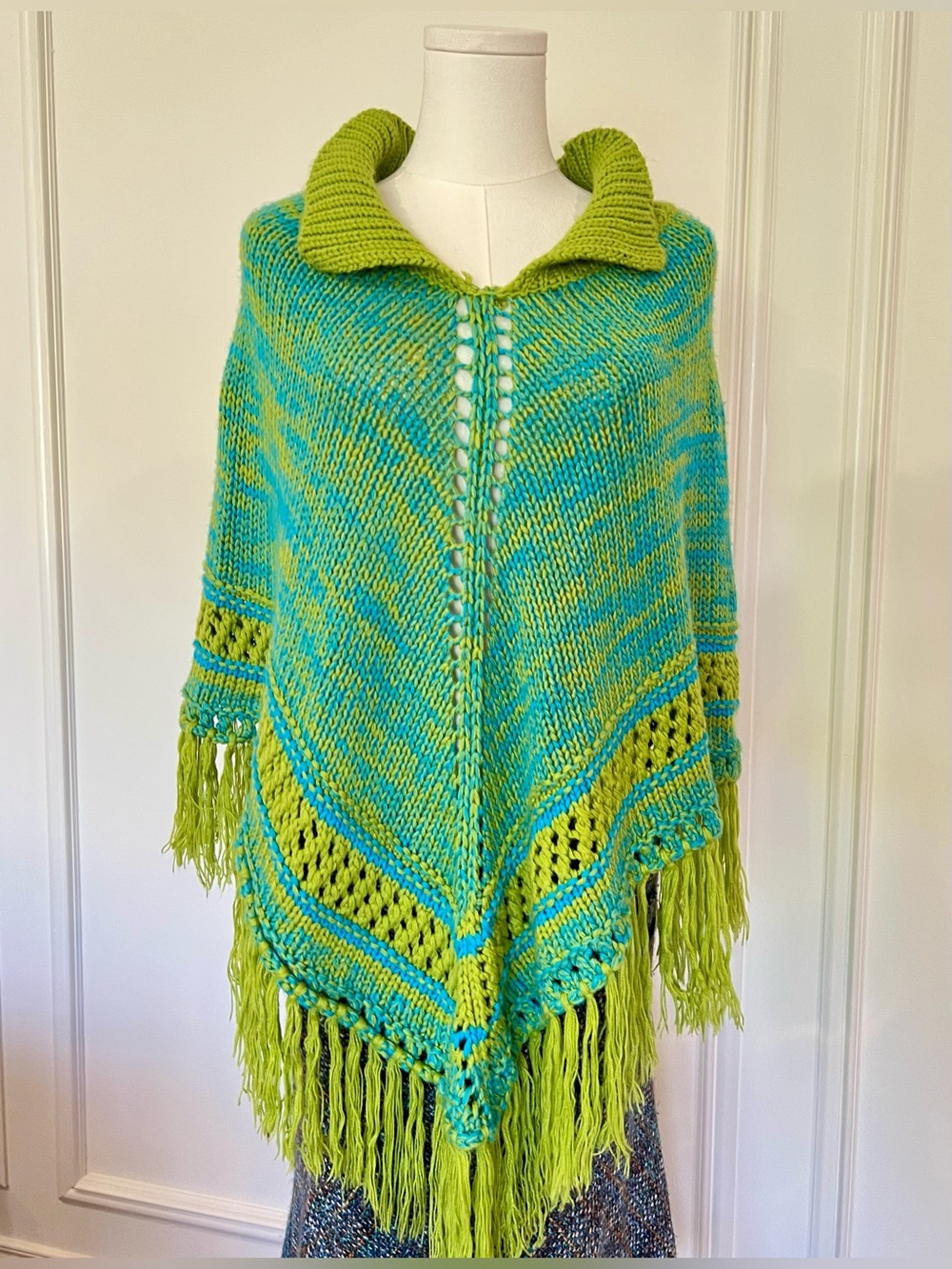Chunky‎ Knit Fringe Poncho Cape Boho 70s Festival Turtleneck Green One Size OS